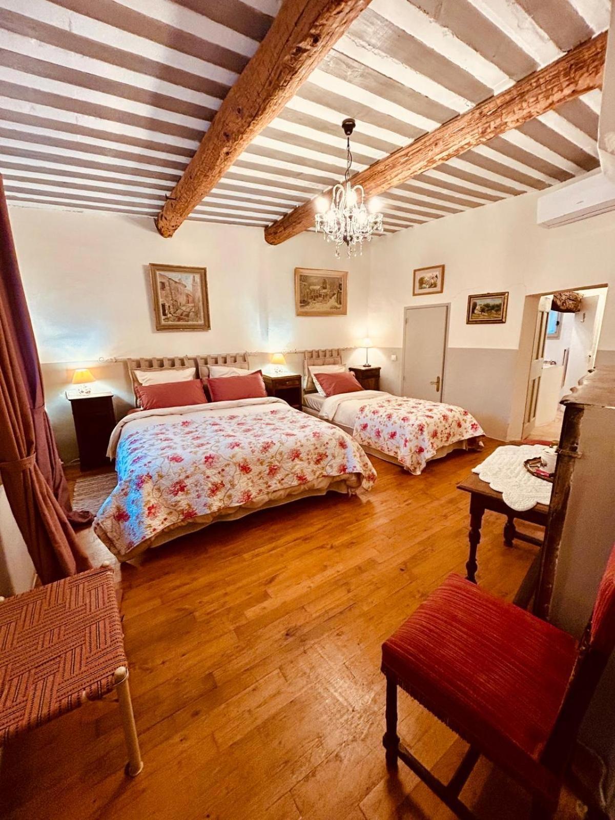 Hotel La Sarrasine Villes-sur-Auzon Exteriér fotografie