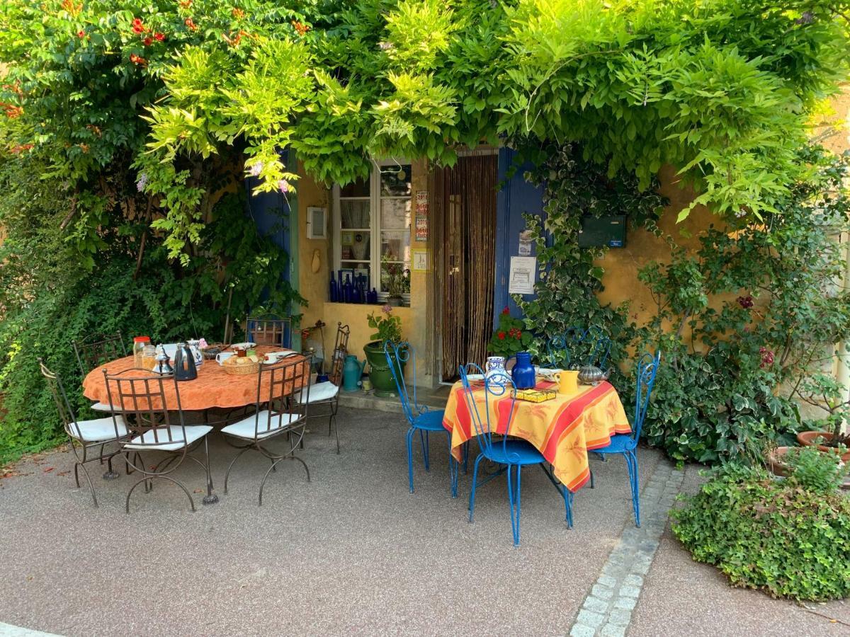 Hotel La Sarrasine Villes-sur-Auzon Exteriér fotografie